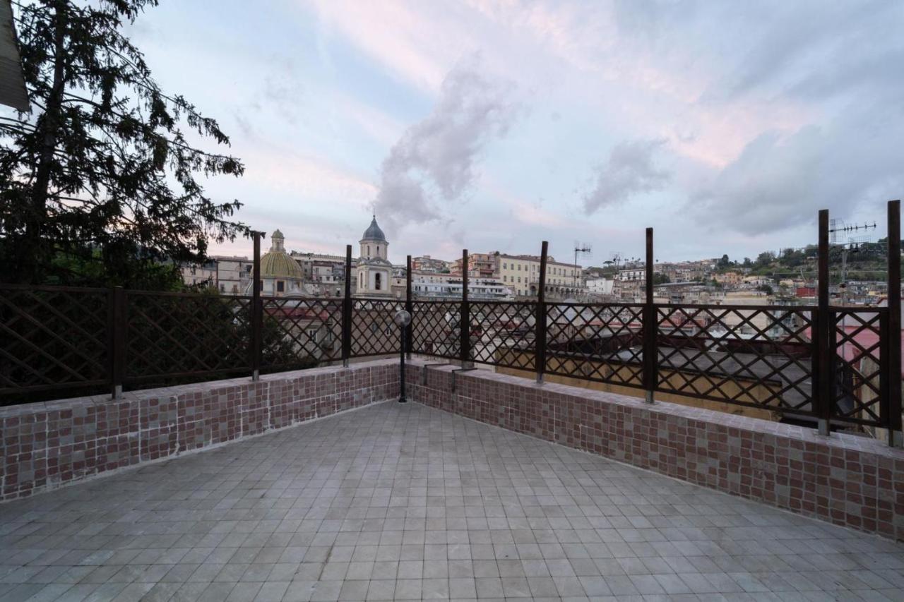 Апартаменты Casa Dea Napoli Экстерьер фото